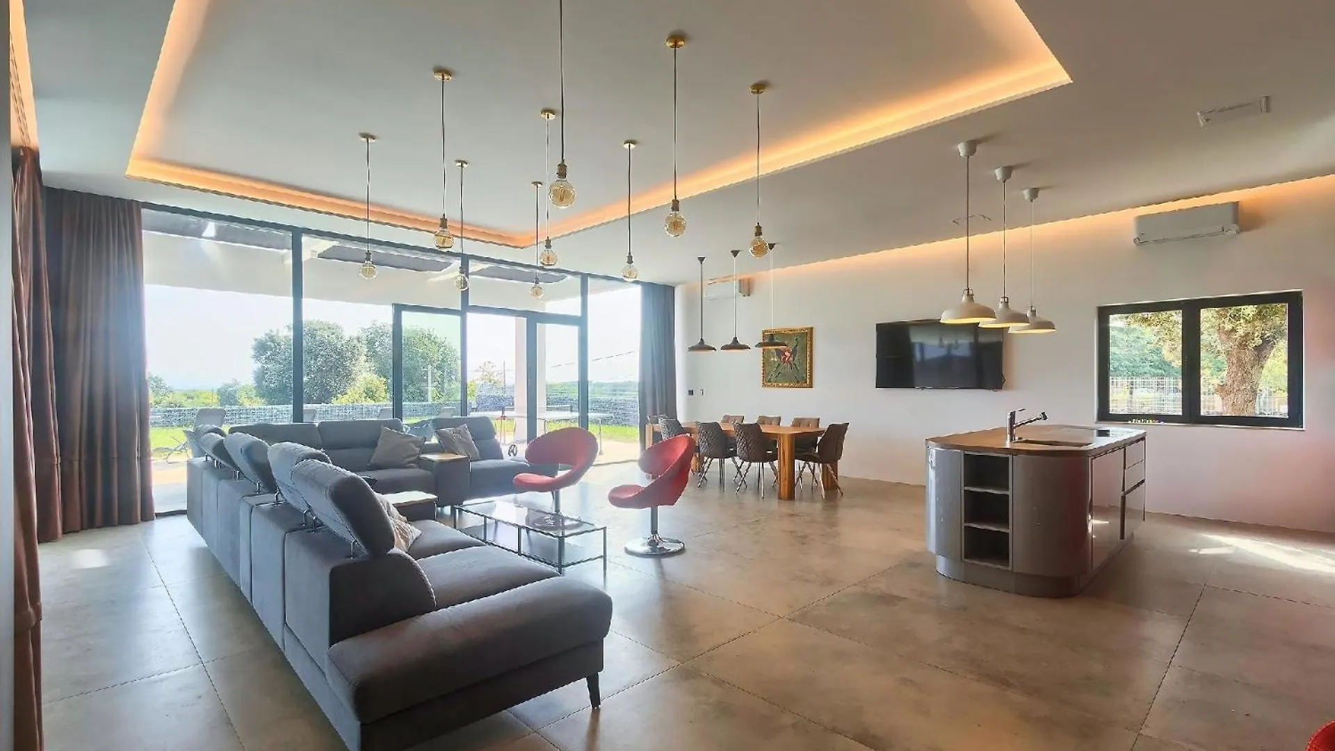 Ferienhaus Mit Privatpool Fuer 10 Personen Ca 250 Qm In Liznjan, Istrien Suedkueste Von Istrien Liznjan